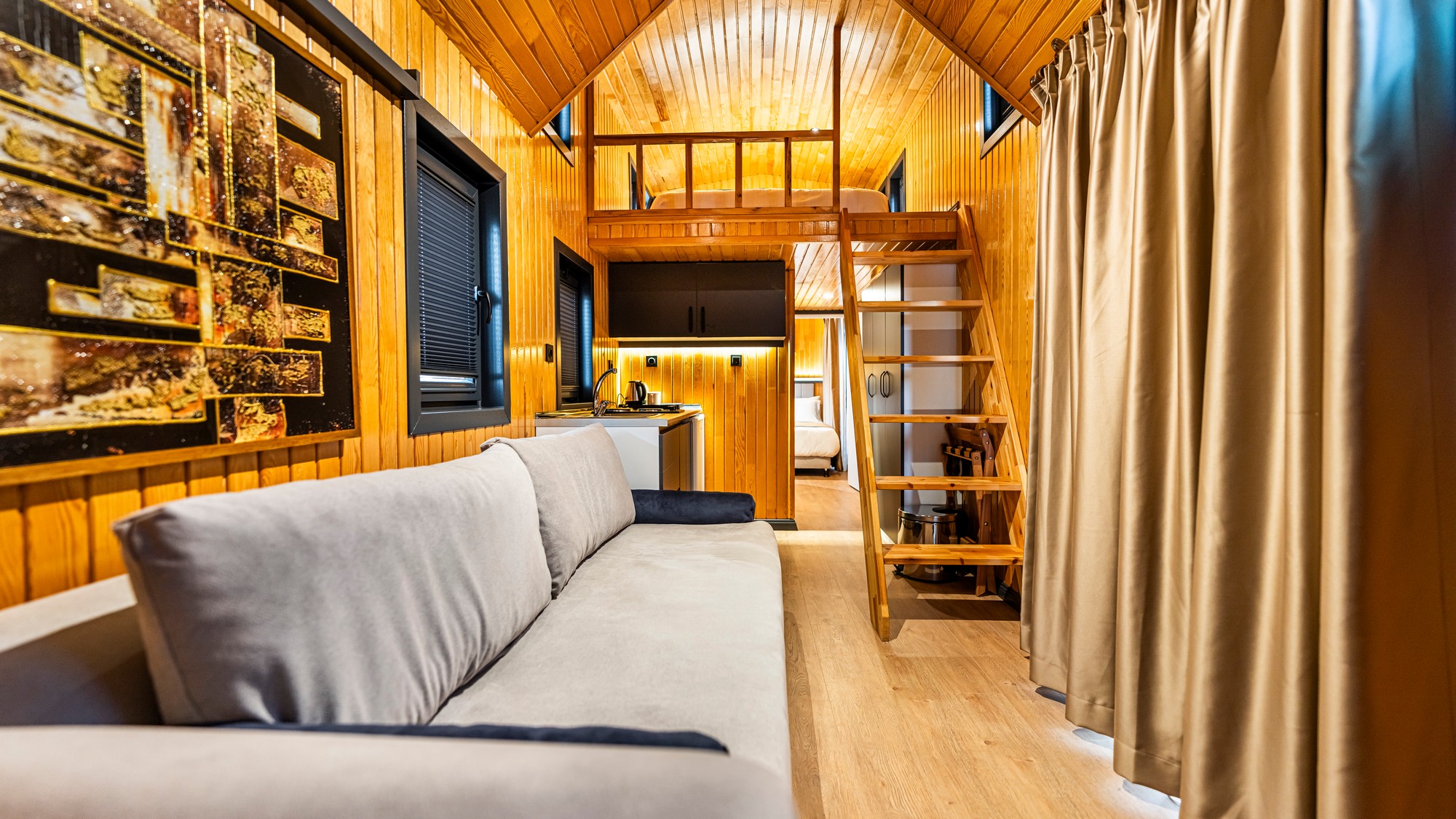 Superior Room With Pool